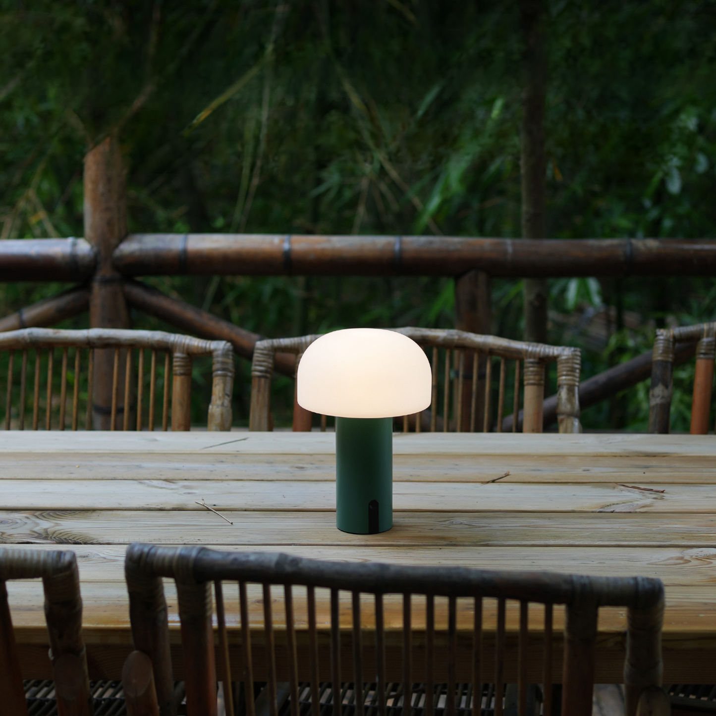 Champignon bordlampe i europæisk design – Elegant moderne lampe til stue, soveværelse og kontor
