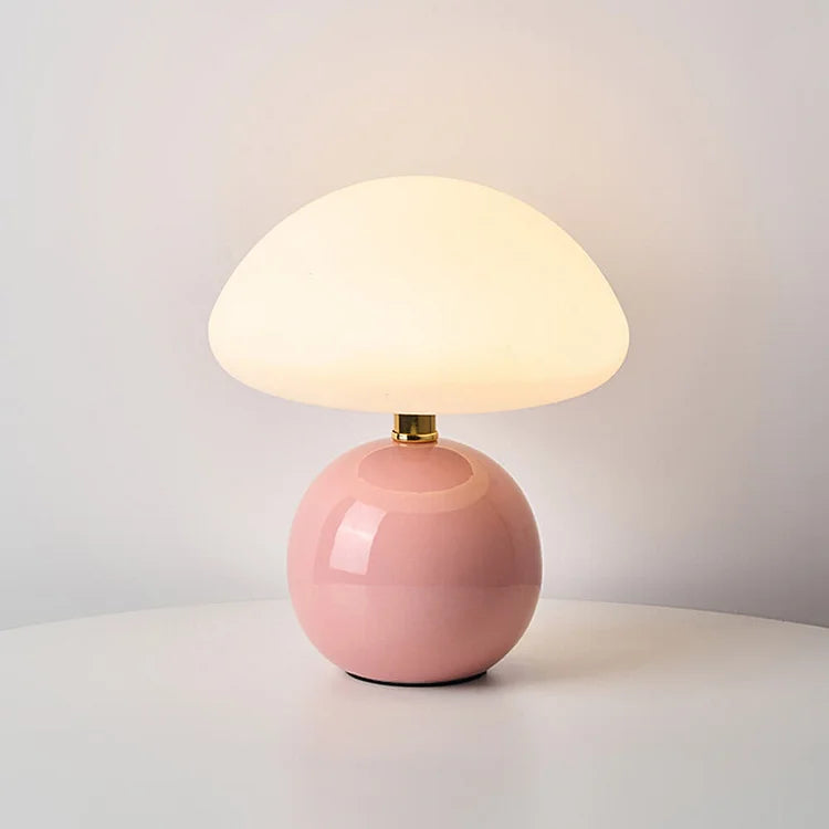 Mushroom Lumière – Fransk Bordlampe i Cremefarvet Champignon-Design til Elegant og Retro Indretning