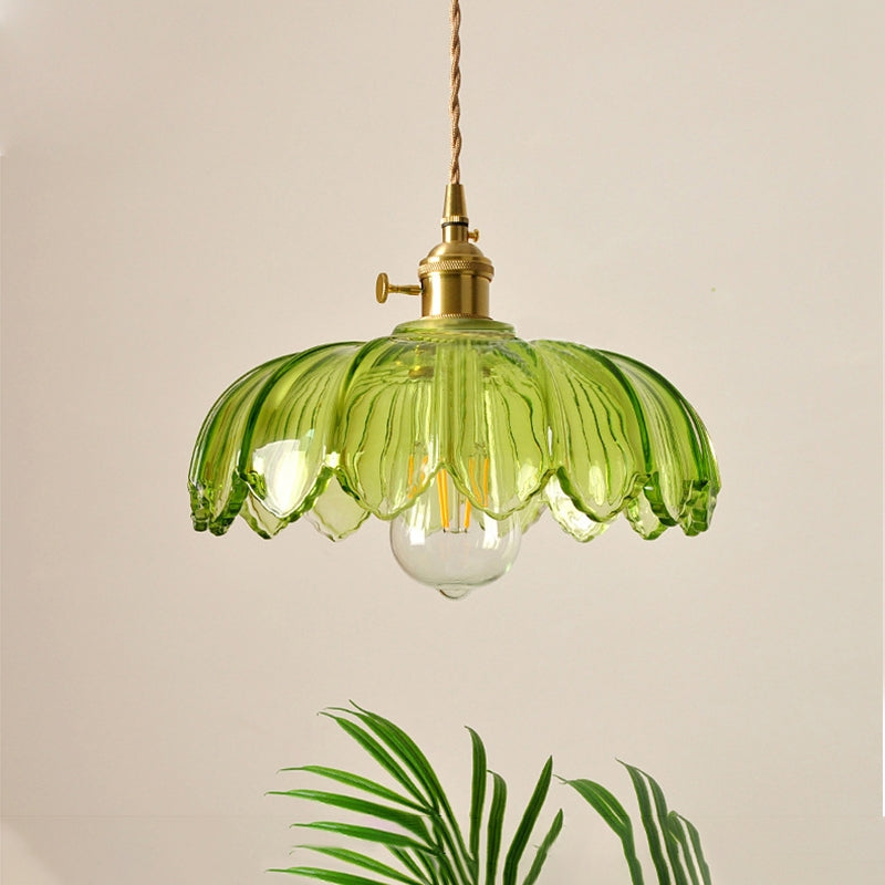 FloraGlaze Vintage – Hængelampe med Glaseret Blomsterdesign i Klassisk Retrostil