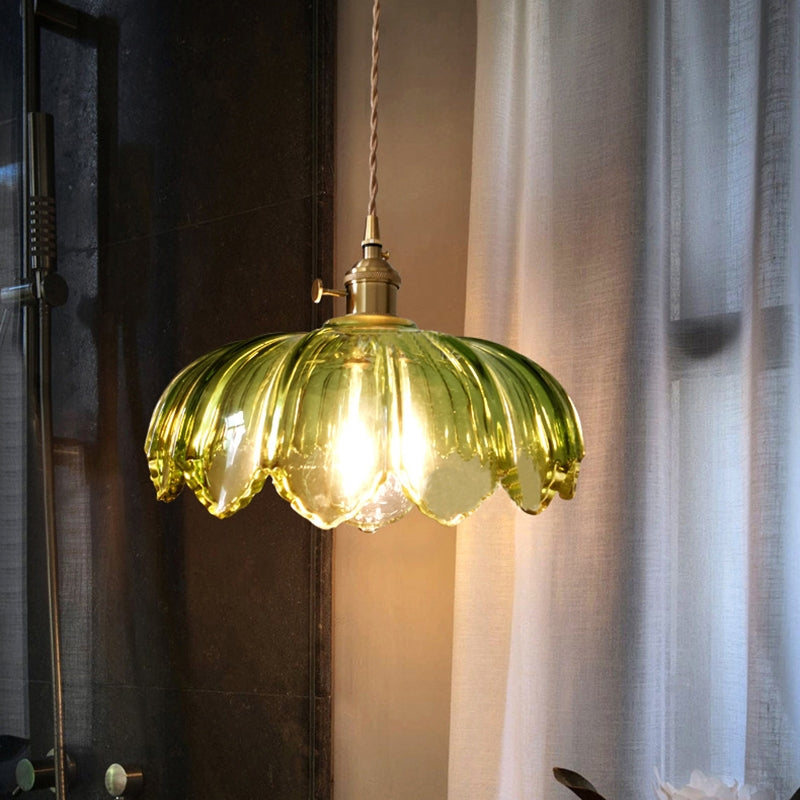 FloraGlaze Vintage – Hængelampe med Glaseret Blomsterdesign i Klassisk Retrostil