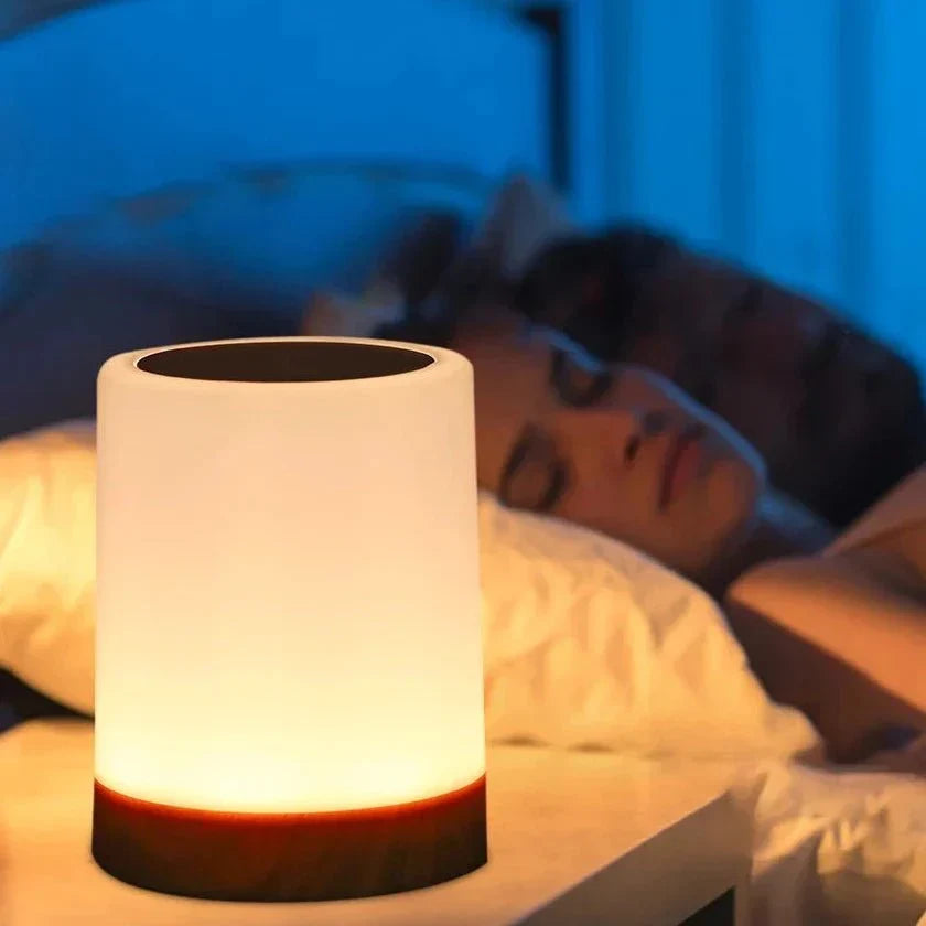 Halina – Elegant Bordlampe i Moderne Design til Stue, Kontor og Soveværelse