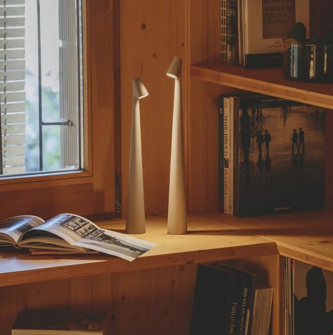 LuminaVista – Elegant Bærbar Bordlampe med Indbygget Batteri til Hygge og Fleksibel Belysning