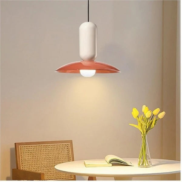 Macaron Pau – Moderne Pendellampe i Frisbee-Inspireret Design til Spisestue og Stue
