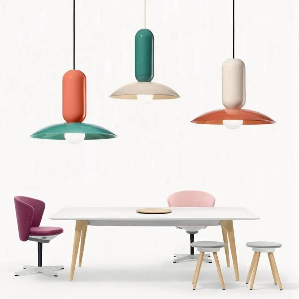 Macaron Pau – Moderne Pendellampe i Frisbee-Inspireret Design til Spisestue og Stue