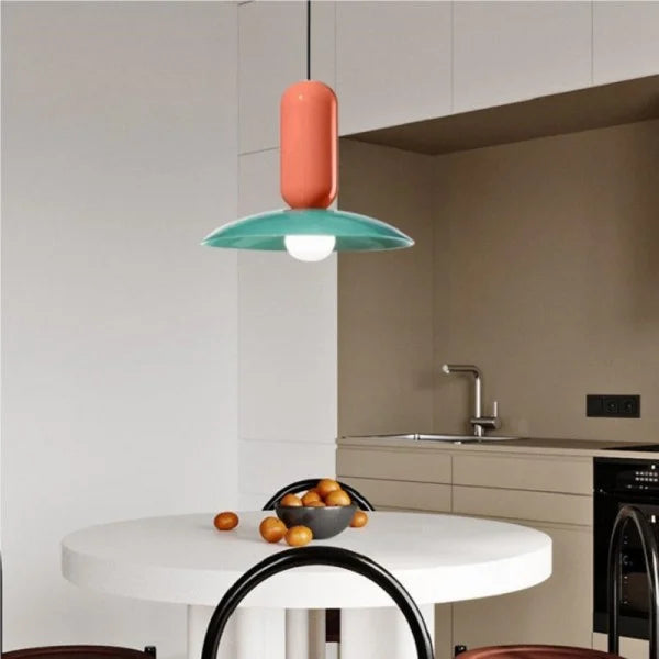 Macaron Pau – Moderne Pendellampe i Frisbee-Inspireret Design til Spisestue og Stue
