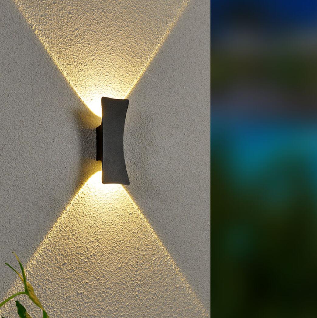 Sunset Glow – Elegant Udendørs Væglampe til Facade, Terrasse og Havebelysning
