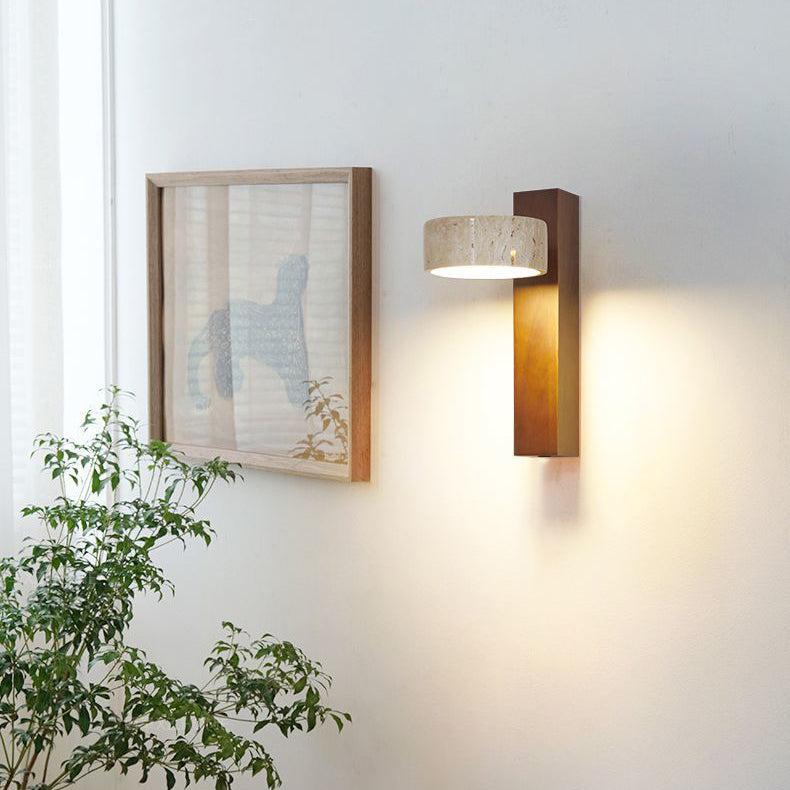WabiSabi StoneGlow – Off-White Travertin Væglampe i Naturligt Japansk-Inspireret Design