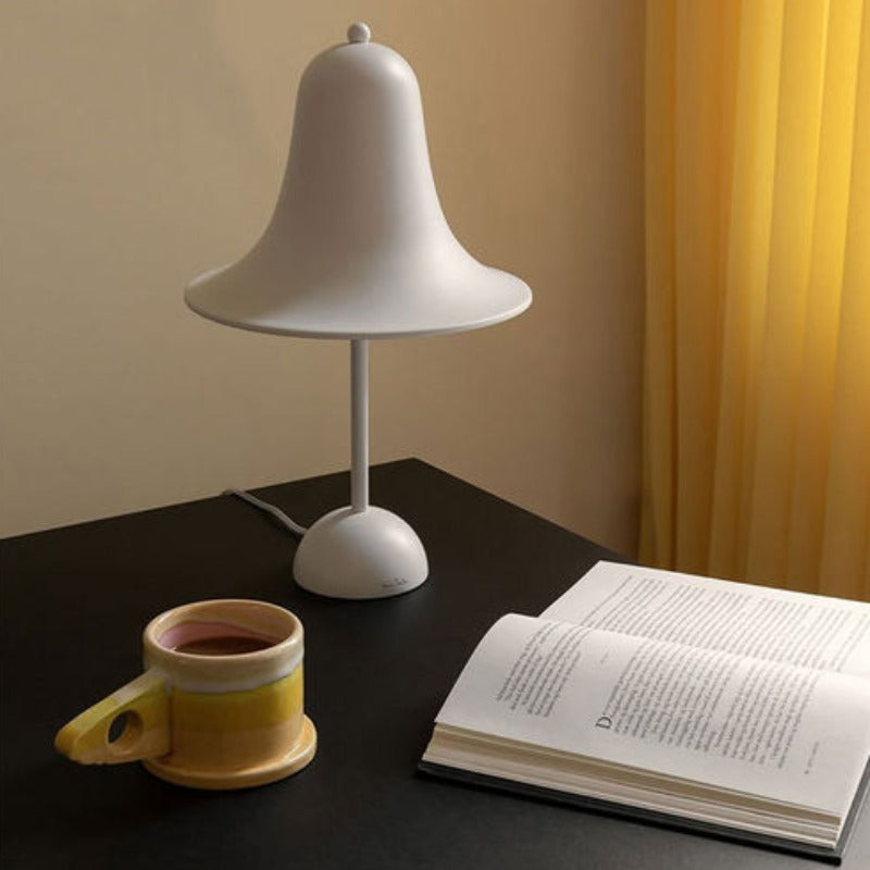 GlowSmith Aura – Trådløs LED‑bordlampe med tidløst design og lang batterilevetid