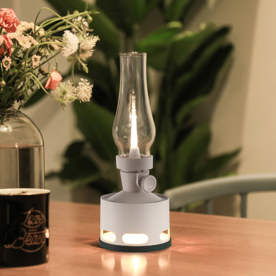 VintageGlow – LED Lanterne i Retro Design til Hygge og Udendørs Stemning