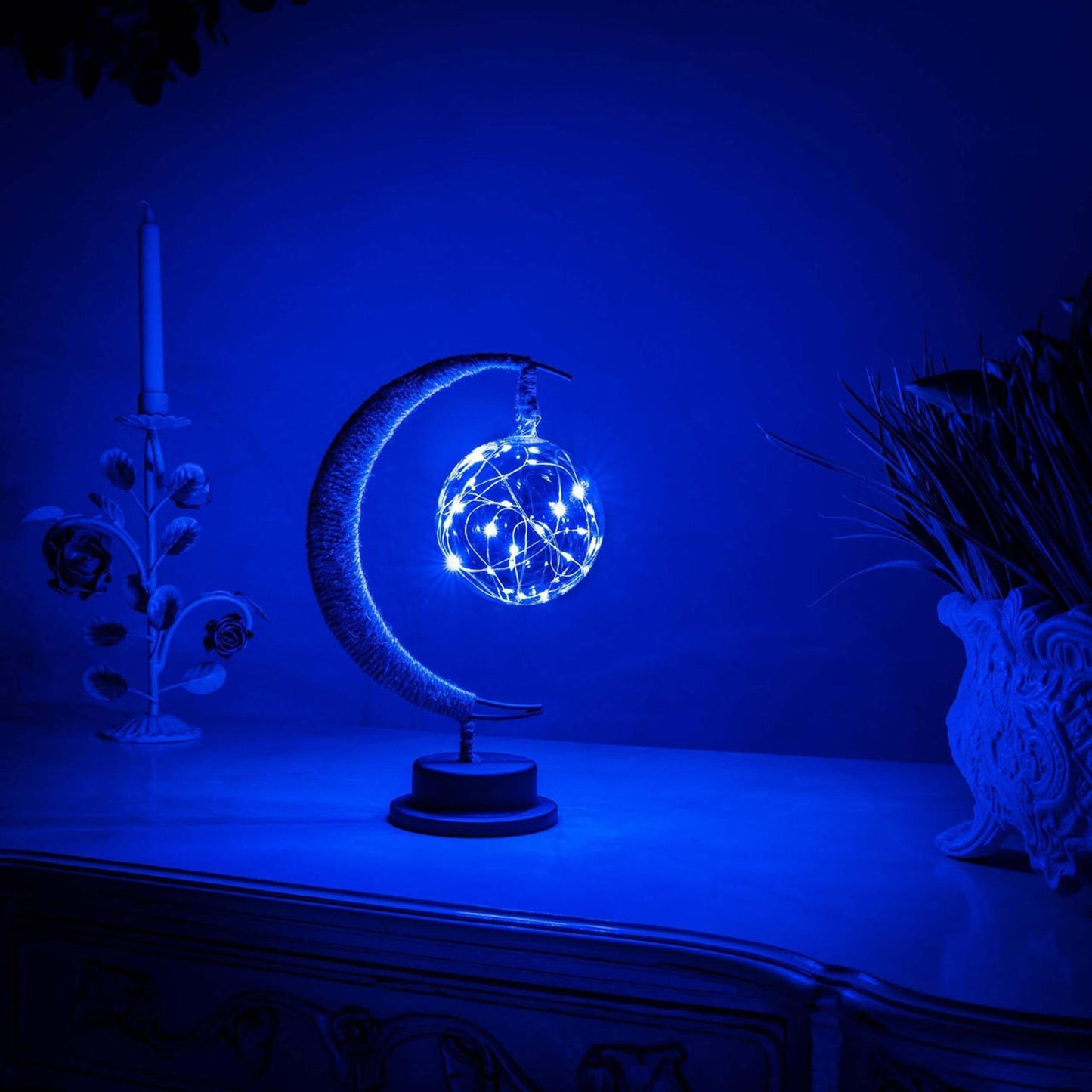 Enchanted Moon – Dekorativ Månelampe med Magisk Glød til Hygge og Stemningsfuld Indretning