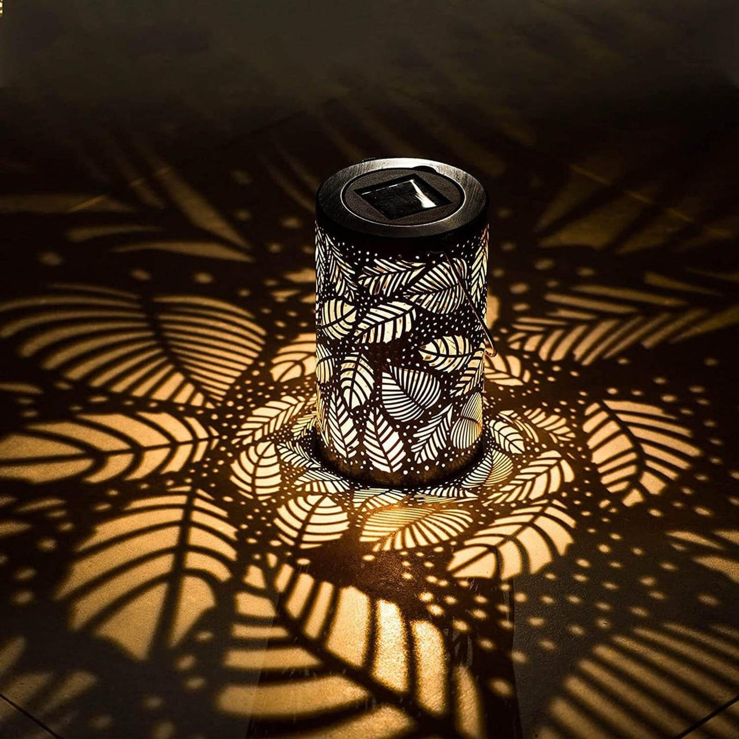 LeafGlow Lantern – Dekorativ Lanterne med Lysende Blade til Stemningsfuld Udendørs- og Indendørsbelysning