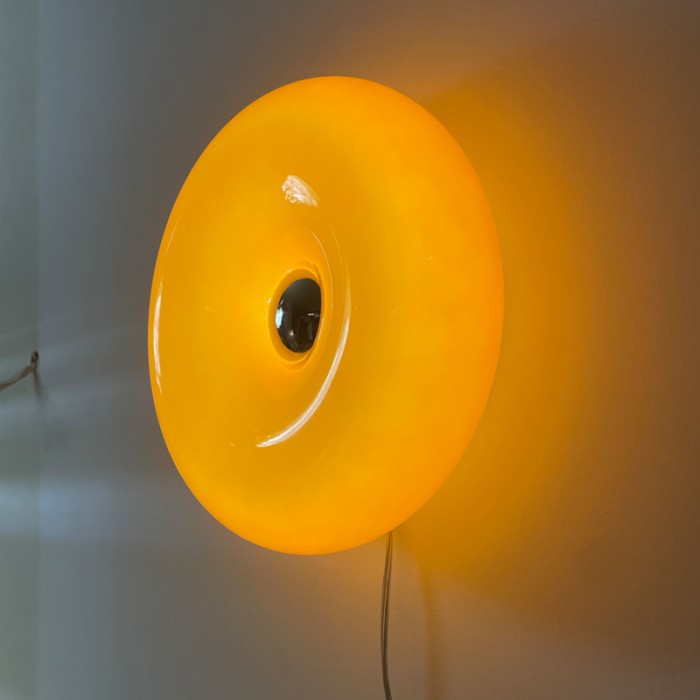 Bauhaus Donut Glow – Multifunktionel Væg- og Bordlampe i Ikonisk Bauhaus Design