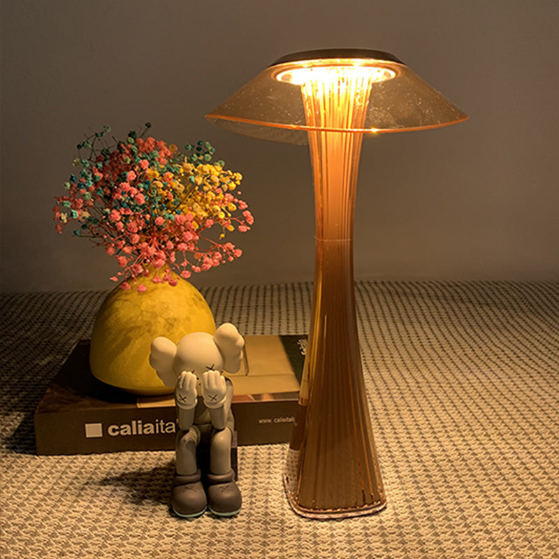 CrystalLamp – LED Diamant Bordlampe i Luksuriøst Design til Hygge og Dekoration