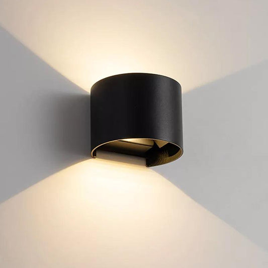 Stilfuld Runde LED Væglampe 6W IP65 - Elegant Sort Design