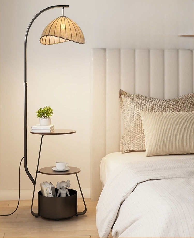 ZenLight – Japansk Natbordslampe i Minimalistisk Design til Soveværelset
