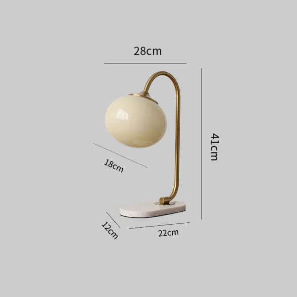 Skumfidus bordlampe i metal og glas – Moderne stilfuld lampe til stue, soveværelse og kontor