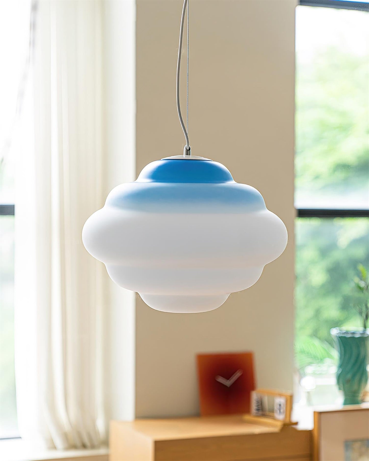 Gradient Cloudy – Unik Pendellampe i Blødt Skyinspireret Design til Stue og Spisestue