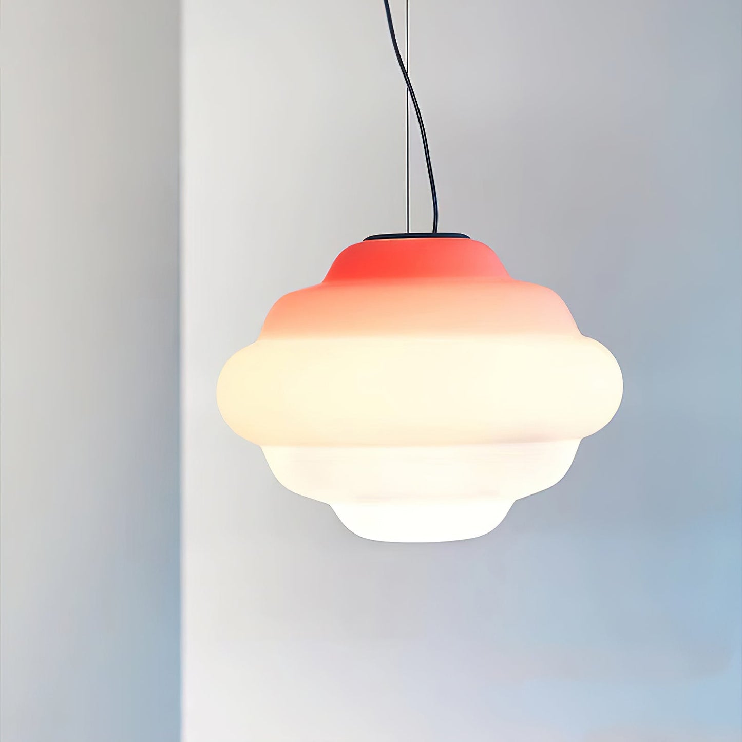 Gradient Cloudy – Unik Pendellampe i Blødt Skyinspireret Design til Stue og Spisestue