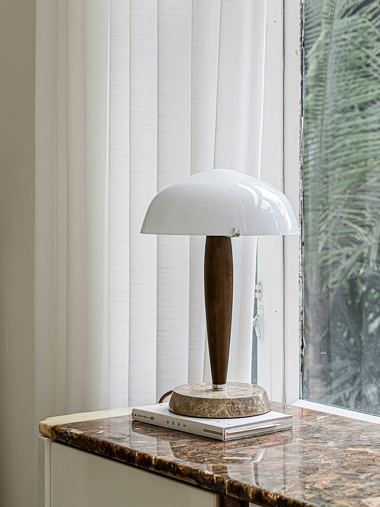 Herman Glow – Moderne Bordlampe i Elegant Design til Stue, Soveværelse og Kontor