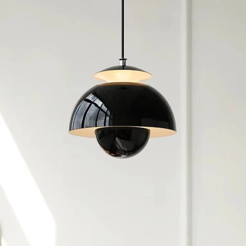 NordicLume – Skandinavisk Moderne LED Pendellampe i Minimalistisk Design til Spisestue og Stue