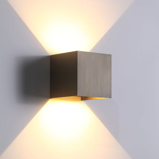 Elegant udendørs LED væglampe IP65 6W i antik stil for stilfuld belysning