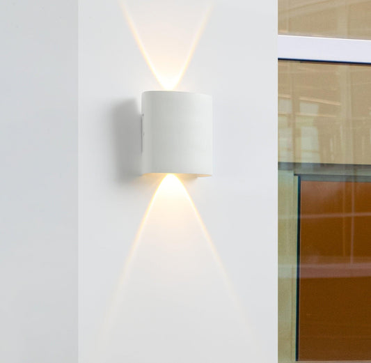 Elegante Ortelo 2W 7cm Væglampe i Ren Hvid for Effektfuld Belysning