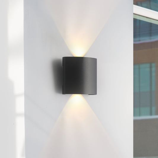 Elegant Ortelo 2W 7cm Væglampe i Stilfuld Sort Design