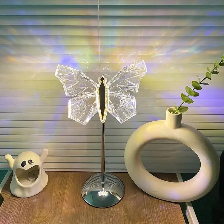 Sommerfuglekrystal bordlampe – Elegant dekorativ lampe til stue, soveværelse og kontor