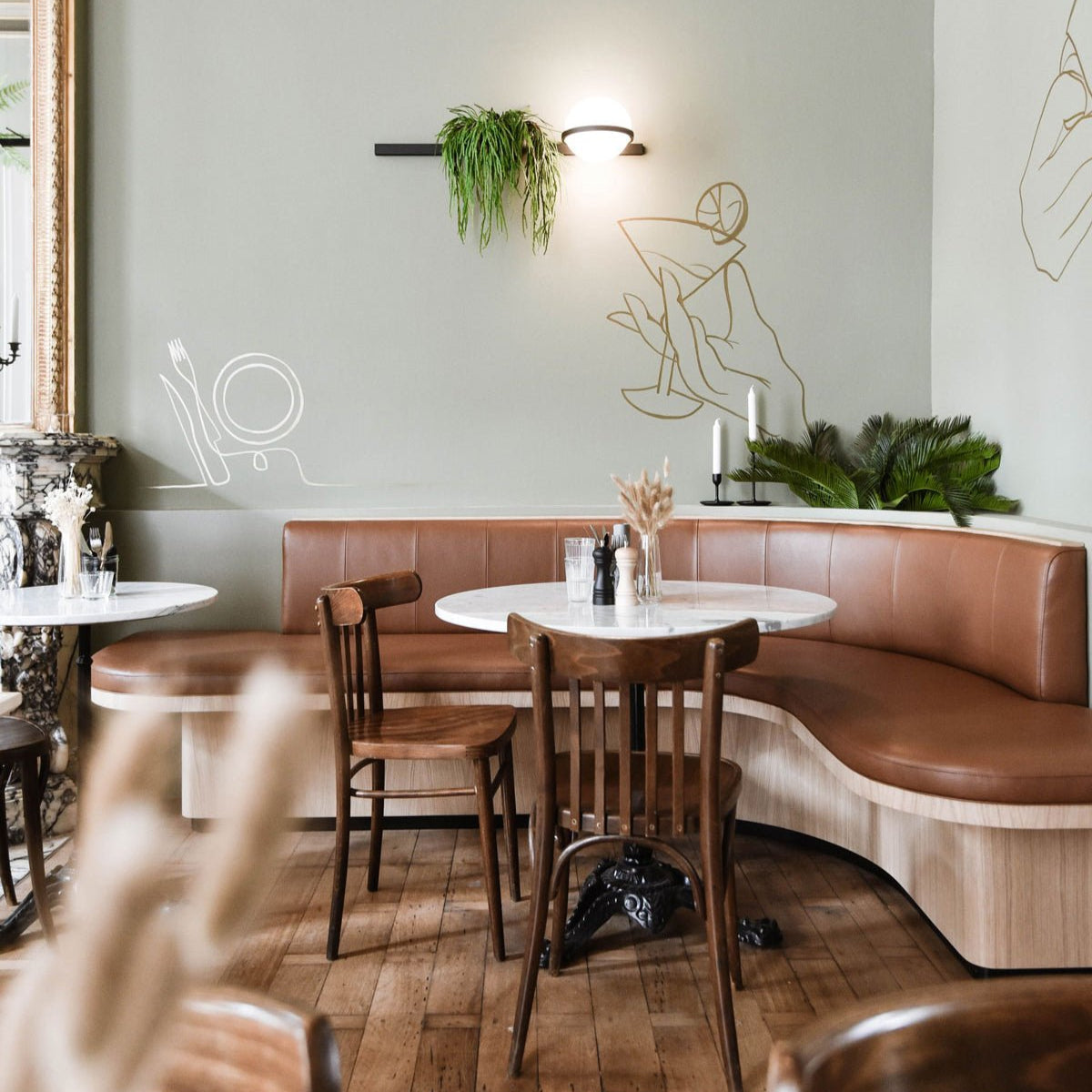 Solstice Glow – Elegant Udendørs Væglampe til Facade, Terrasse og Havebelysning