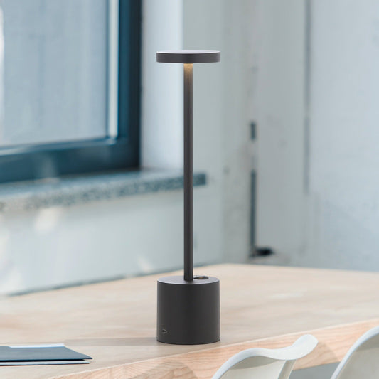 Elegant Bologna LED Trådløs Bordlampe i Sleek Sort Design