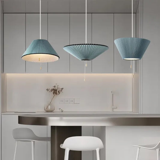 FlexiGlow – Kreativ Strækbar LED Pendellampe i Moderne Design